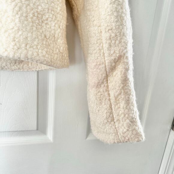 Abercrombie & Fitch Boucle Cropped Blazer Jacket Medium Cream Old Money Chic - Picture 10 of 10